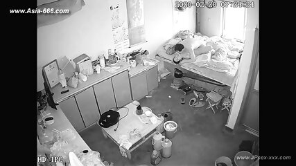 Hackers Use The Camera To Remote Monitoring Of A Lover's Home Life.555 free video